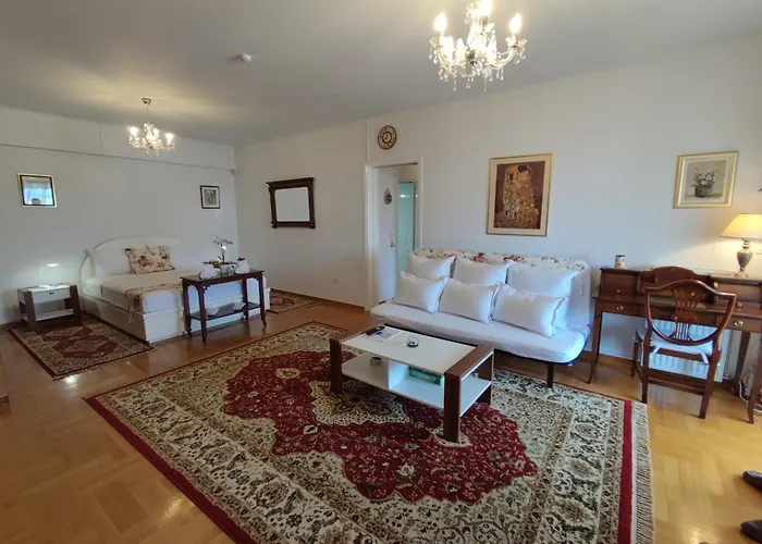" Light" Luxury Spacy Appartment, Agia Paraskevi